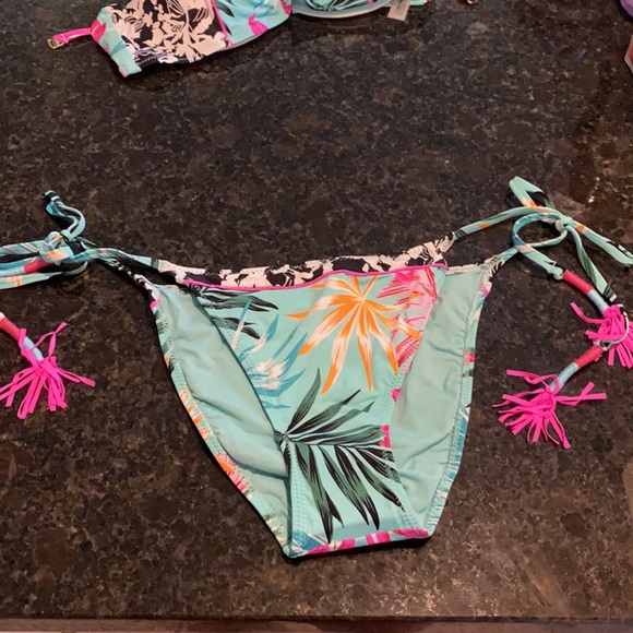 Victoria secret bathing suit brand new without tag - Picture 6 of 6